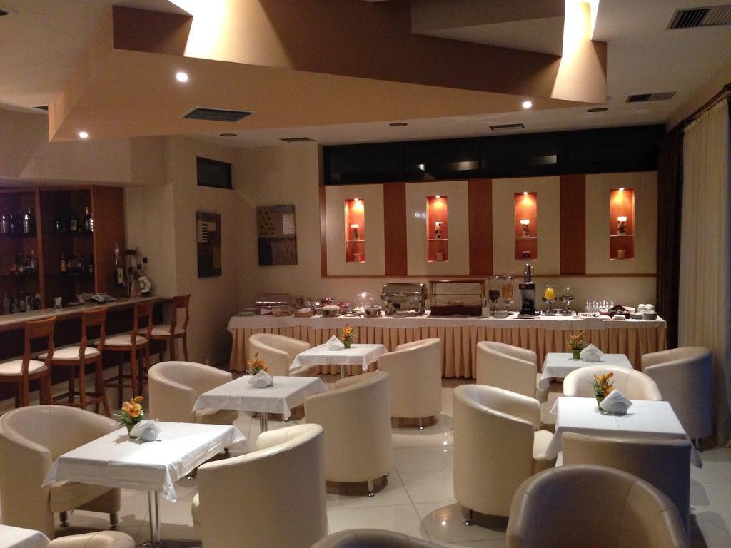 Achillio Hotel Komotini Buitenkant foto