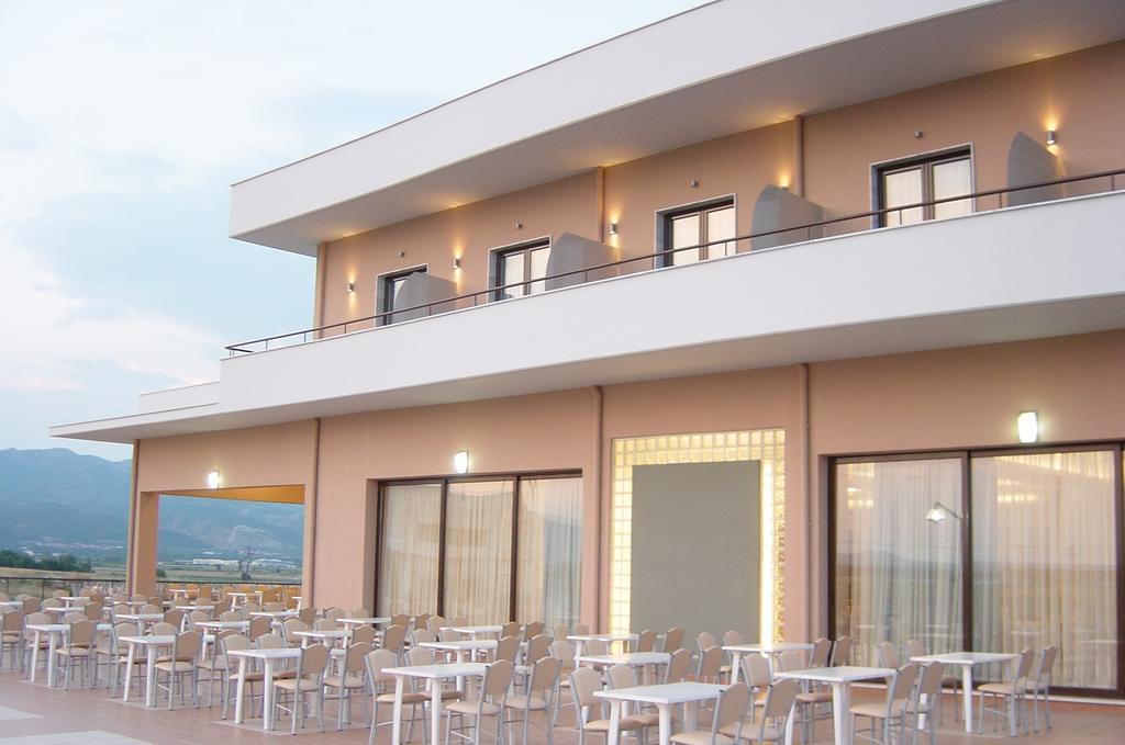 Achillio Hotel Komotini Buitenkant foto