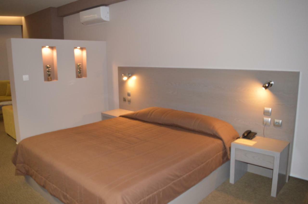 Achillio Hotel Komotini Buitenkant foto