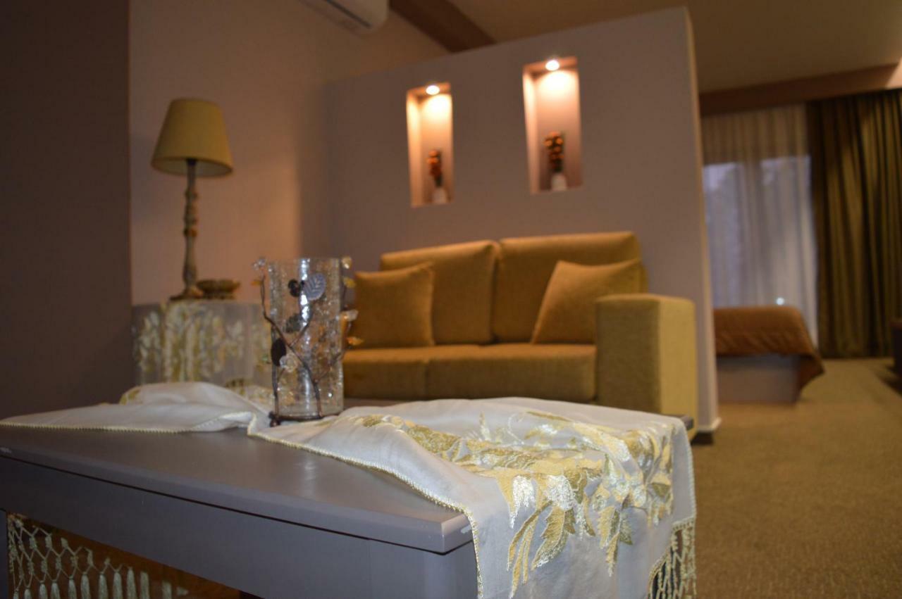 Achillio Hotel Komotini Buitenkant foto